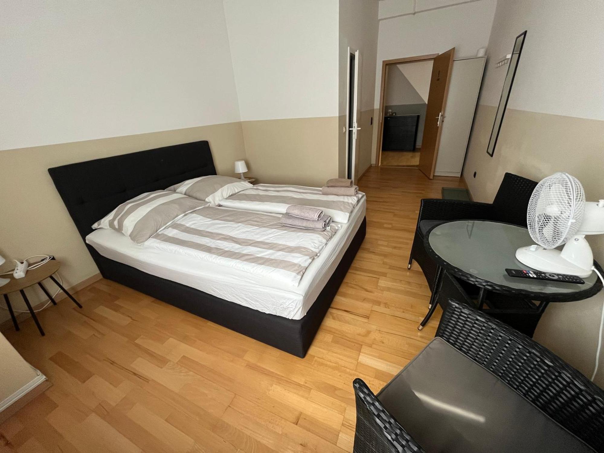 Doppelzimmer Mit Bad-Tv- 9 Meine ภายนอก รูปภาพ